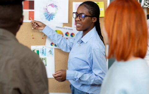 people-assisting-business-meeting